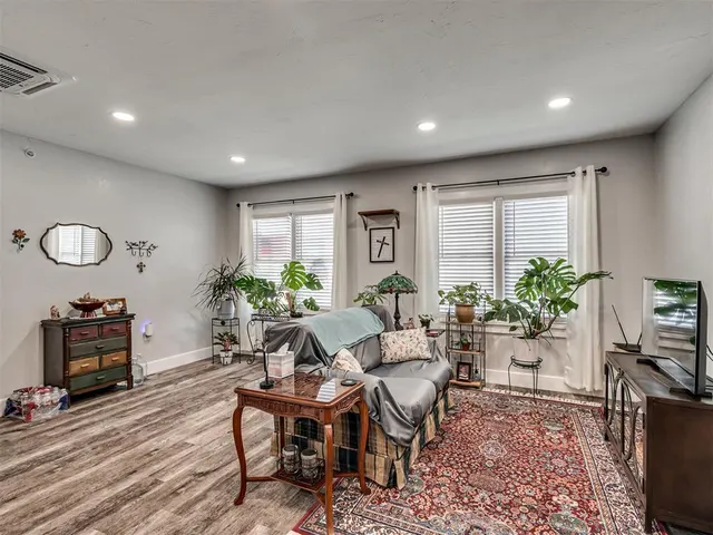 Photo 7 — 418 W WADE Street, El Reno, OK 73036