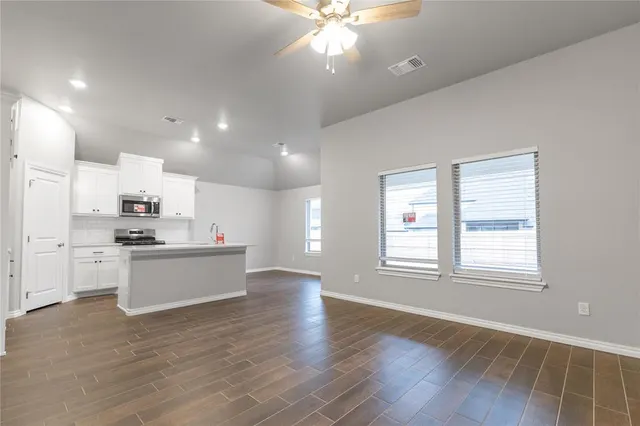 Front exterior — 3816 Lleyton Drive, Norman, OK 73072