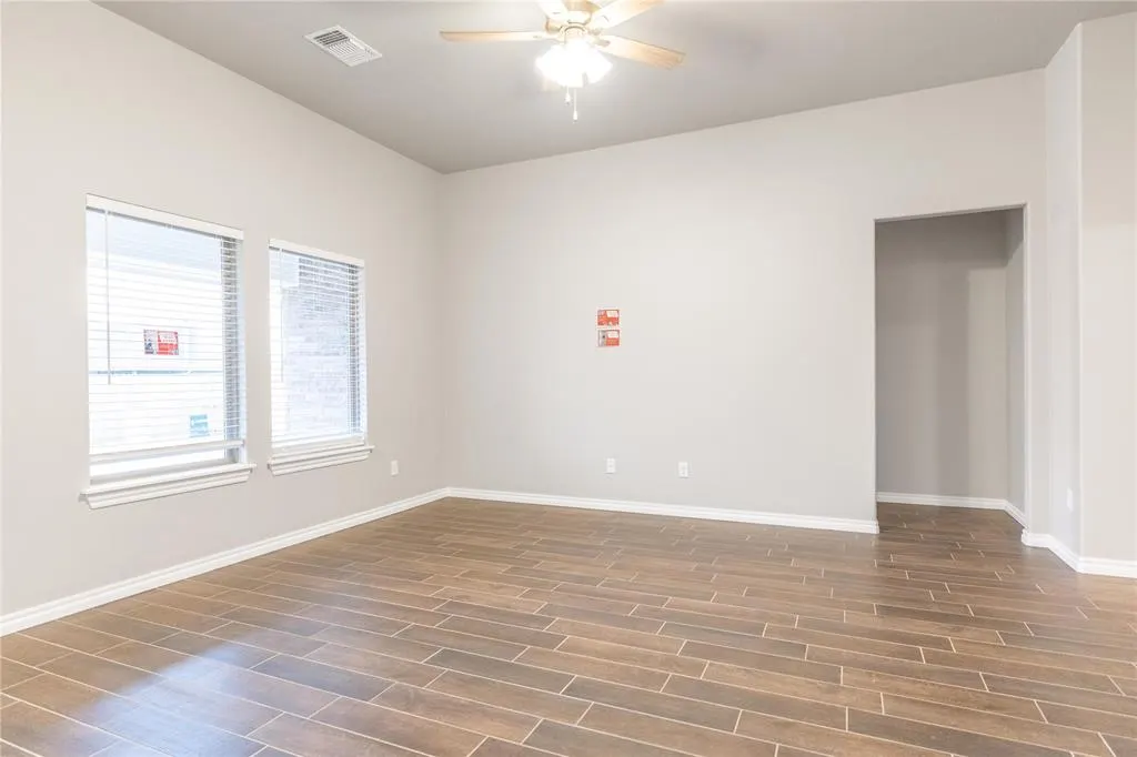 Photo 7 — 3816 Lleyton Drive, Norman, OK 73072
