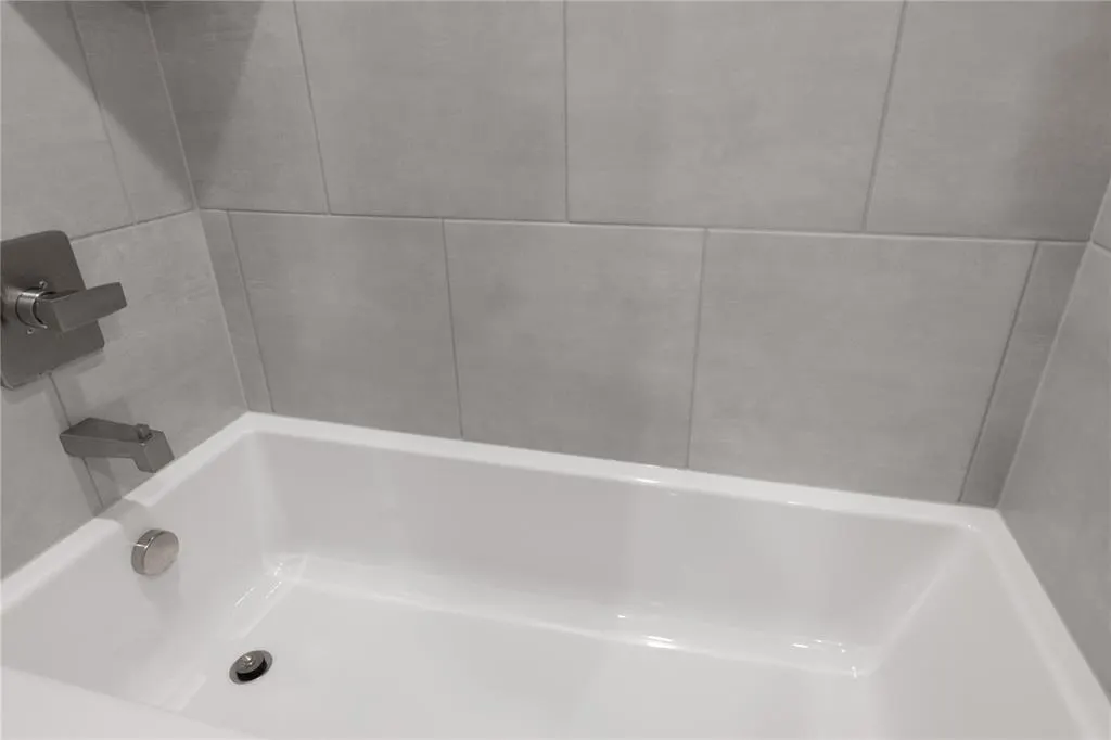 Photo 11 — 3816 Lleyton Drive, Norman, OK 73072