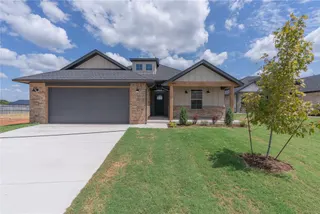 Sold home at 604 Grand Sycamore Drive