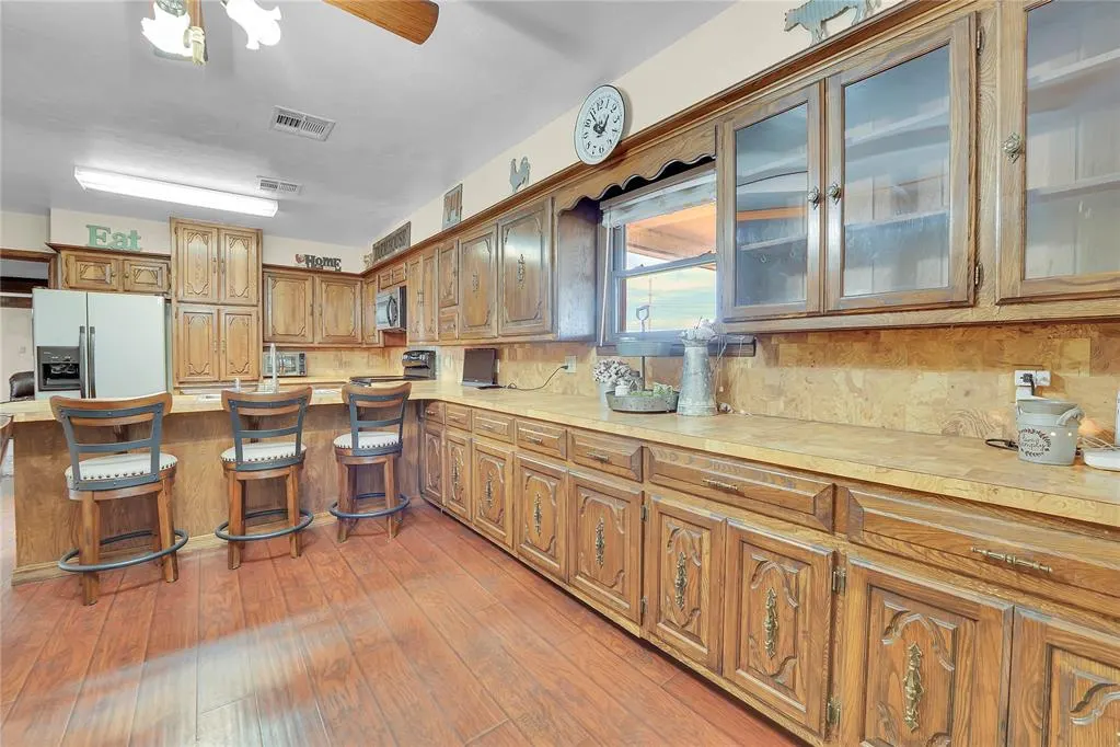 Photo 20 — 1826 E Iris Avenue, Hobart, OK 73651