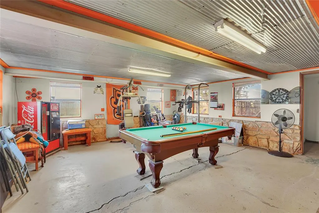 Photo 40 — 1826 E Iris Avenue, Hobart, OK 73651