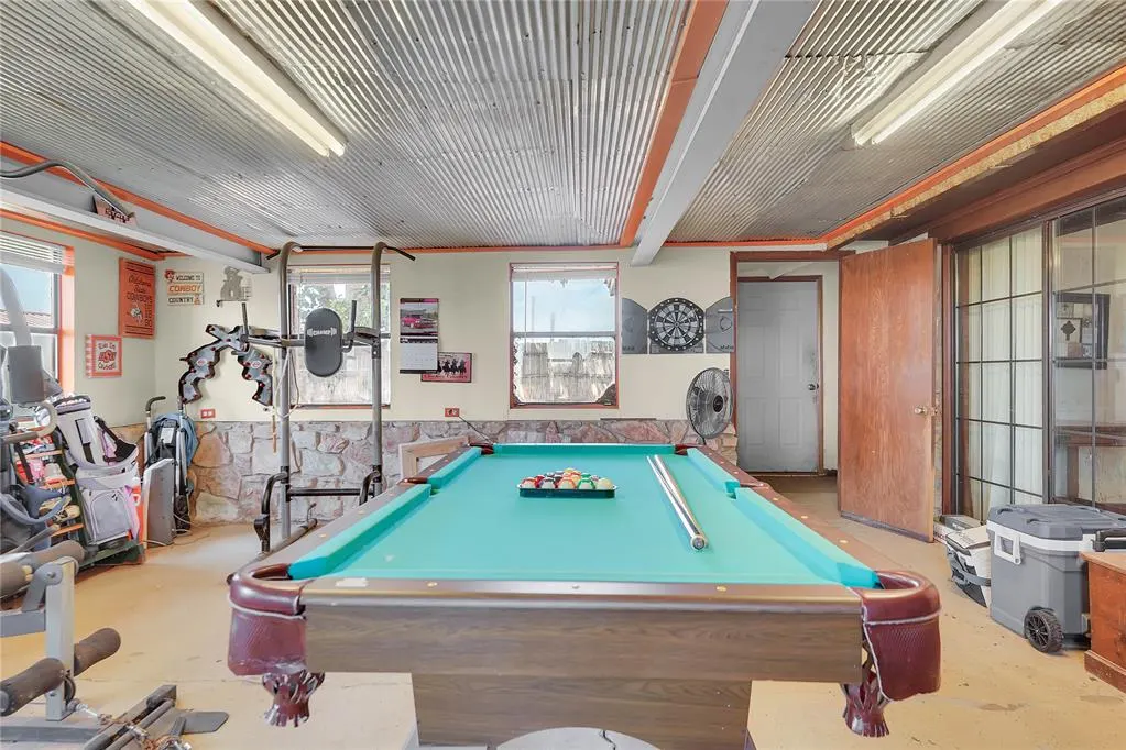 Photo 41 — 1826 E Iris Avenue, Hobart, OK 73651