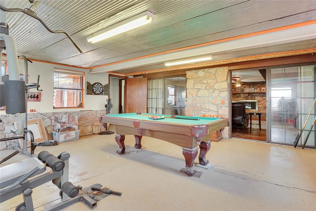 Photo 42 — 1826 E Iris Avenue, Hobart, OK 73651