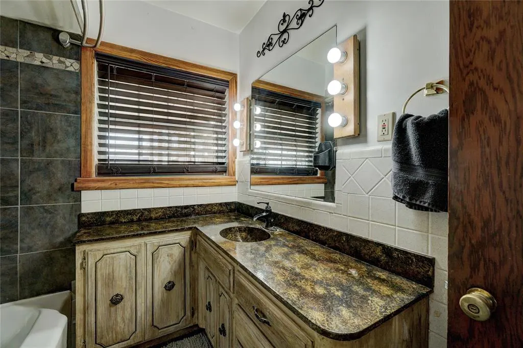 Photo 20 — 722 S 10th Street, Kingfisher, OK 73750