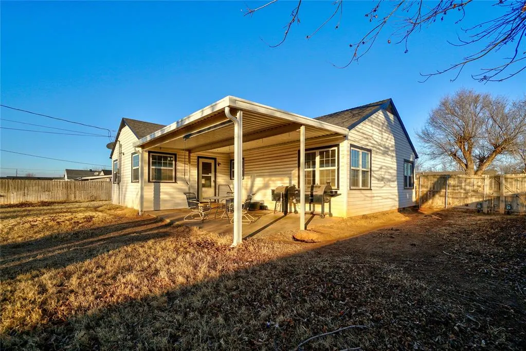 Photo 28 — 722 S 10th Street, Kingfisher, OK 73750