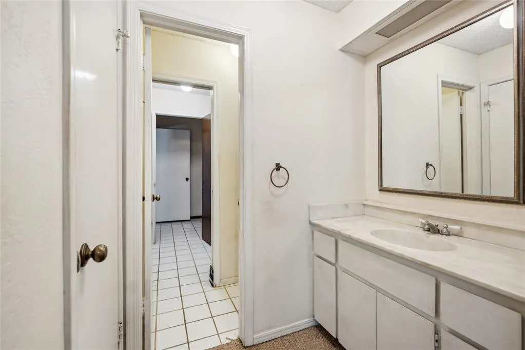 Photo 14 — 10124 Hefner Village Ter Terrace, Oklahoma City, OK 73162