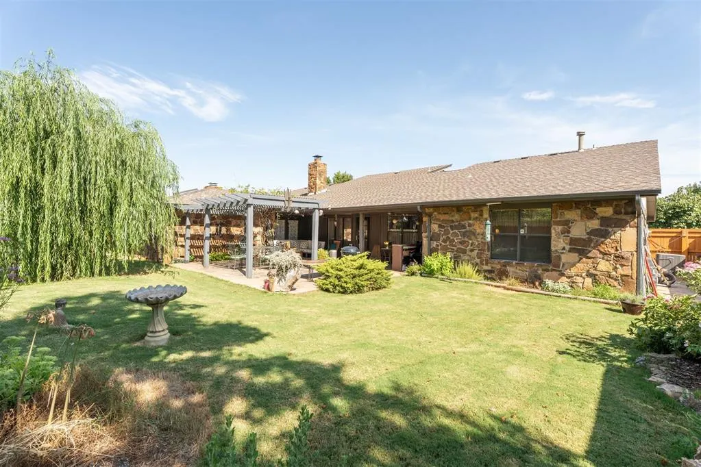 Photo 31 — 6108 Inland Road, Warr Acres, OK 73132