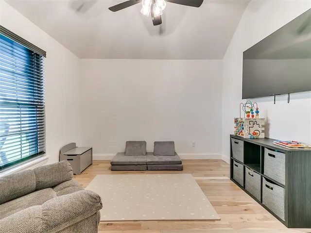 Photo 4 — 1205 Wilmot Street, Norman, OK 73069