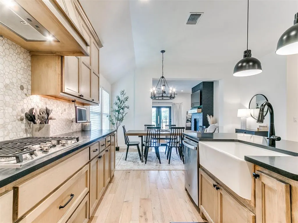 Photo 10 — 1205 Wilmot Street, Norman, OK 73069