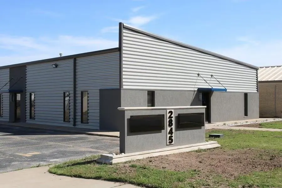 Front exterior — 2845 Broce Drive, Norman, OK 73072