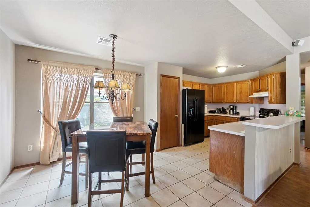 Photo 11 — 12716 Brandon Place, Oklahoma City, OK 73142