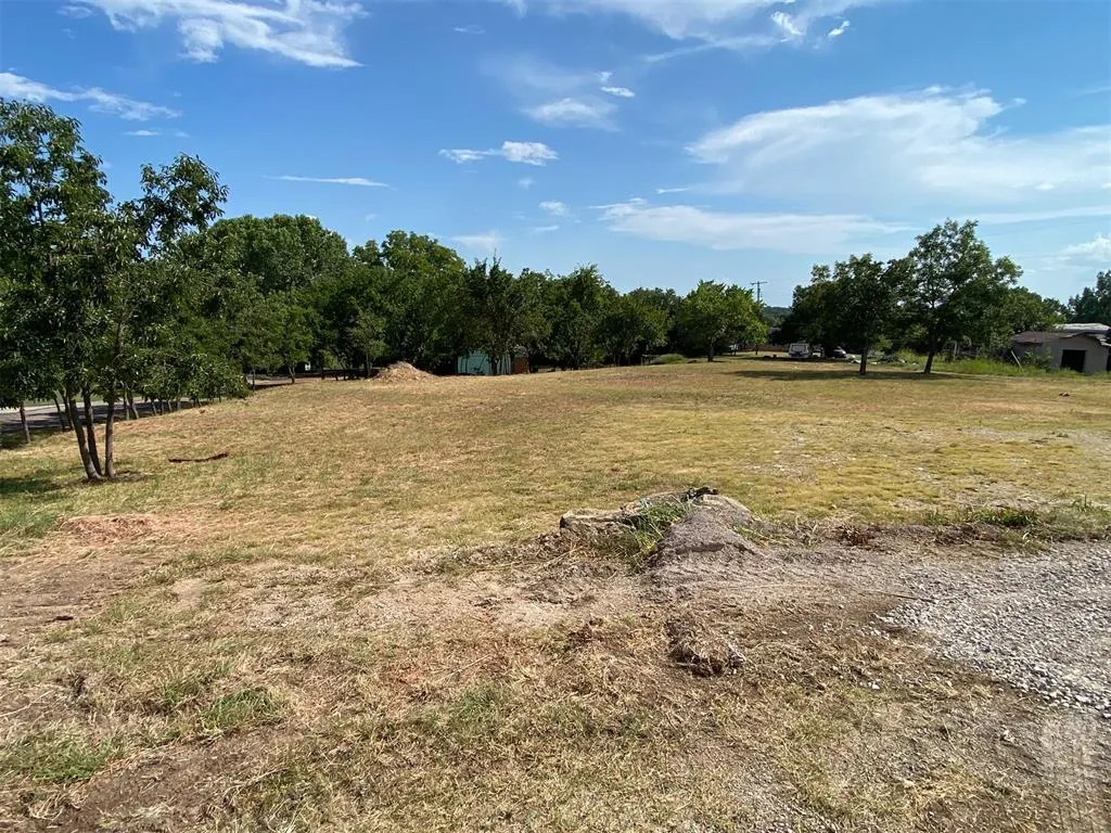 Photo 4 — E 5th Street, Sulphur, OK 73086