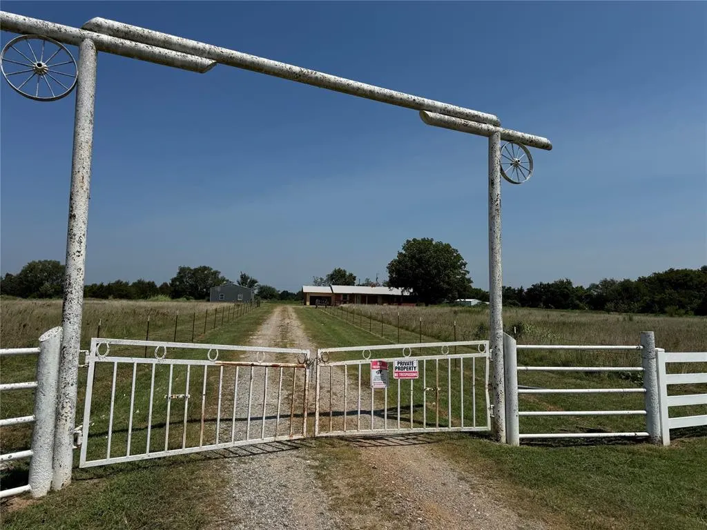 Photo 35 — 9136 Highway 9 Highway, Dustin, OK 74839