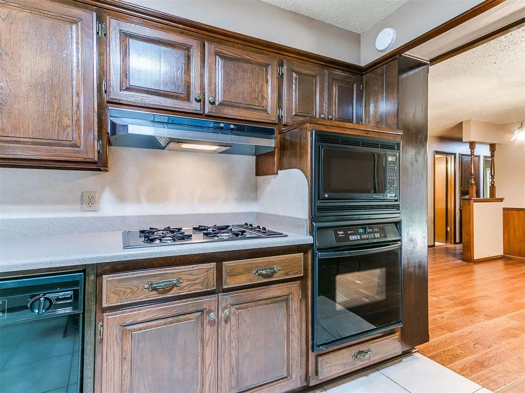 Photo 20 — 520 SW 70th Street, Oklahoma City, OK 73139
