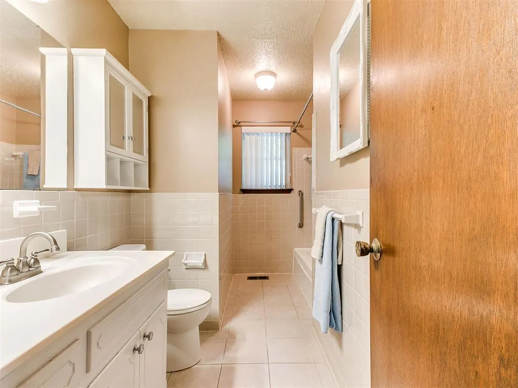 Photo 26 — 520 SW 70th Street, Oklahoma City, OK 73139