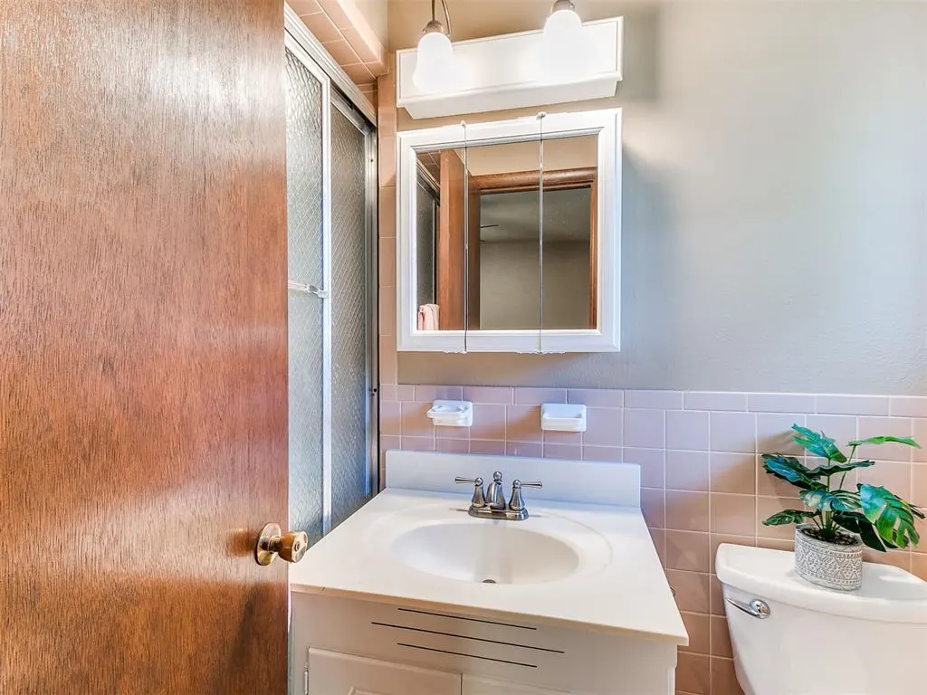 Photo 33 — 520 SW 70th Street, Oklahoma City, OK 73139