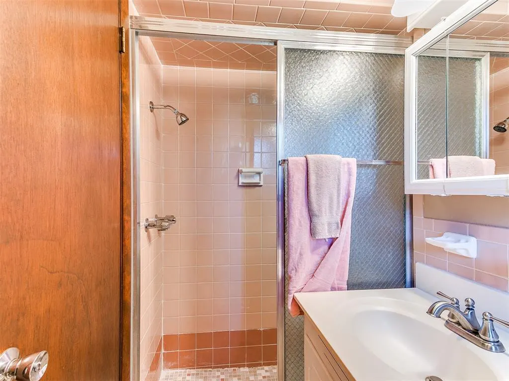 Photo 34 — 520 SW 70th Street, Oklahoma City, OK 73139