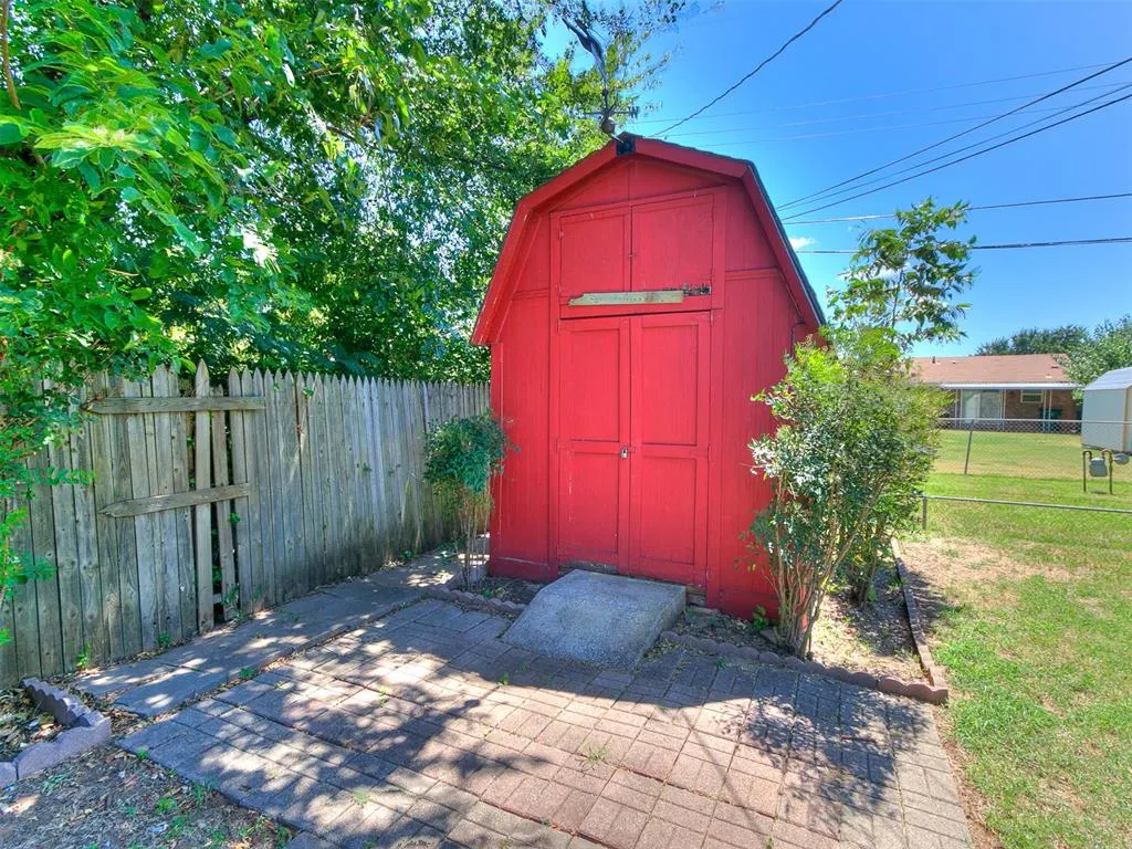 Photo 36 — 520 SW 70th Street, Oklahoma City, OK 73139