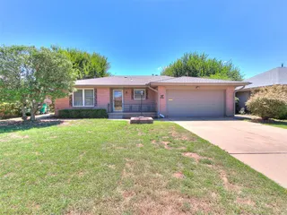 Sold home at 520 SW 70th Street