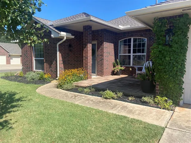 Photo 3 — 5401 SE 81st Terrace, Oklahoma City, OK 73135