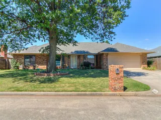 Sold home at 10205 N Glendover Avenue