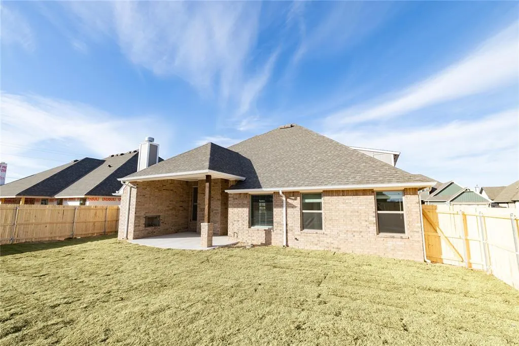 Photo 33 — 9320 NW 116th Street, Yukon, OK 73099