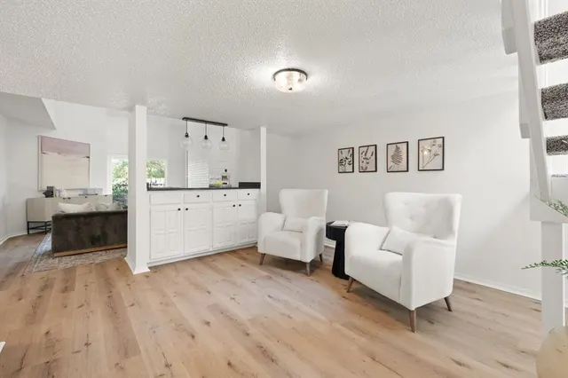 Photo 5 — 11307 Benttree Circle, Oklahoma City, OK 73120