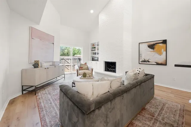 Photo 8 — 11307 Benttree Circle, Oklahoma City, OK 73120