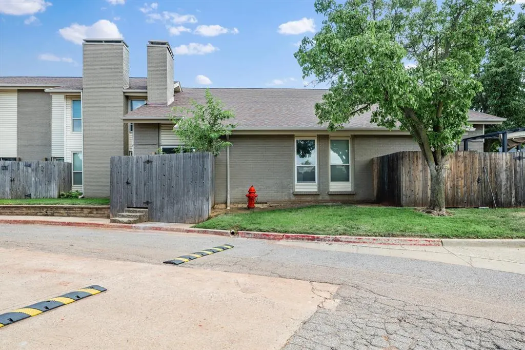 Photo 31 — 11307 Benttree Circle, Oklahoma City, OK 73120