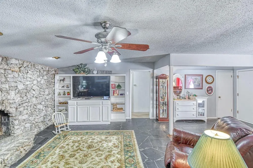 Photo 5 — 3129 N Timber Avenue, Bethany, OK 73008