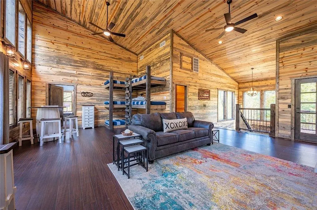 Photo 15 — 875 N Lukfata Trail Road, Broken Bow, OK 74728