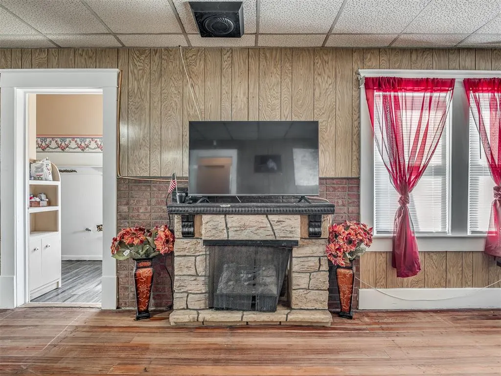 Photo 9 — 15809 S Rock Creek Road, Shawnee, OK 74801