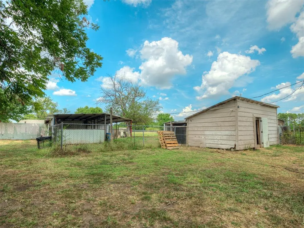 Photo 29 — 15809 S Rock Creek Road, Shawnee, OK 74801