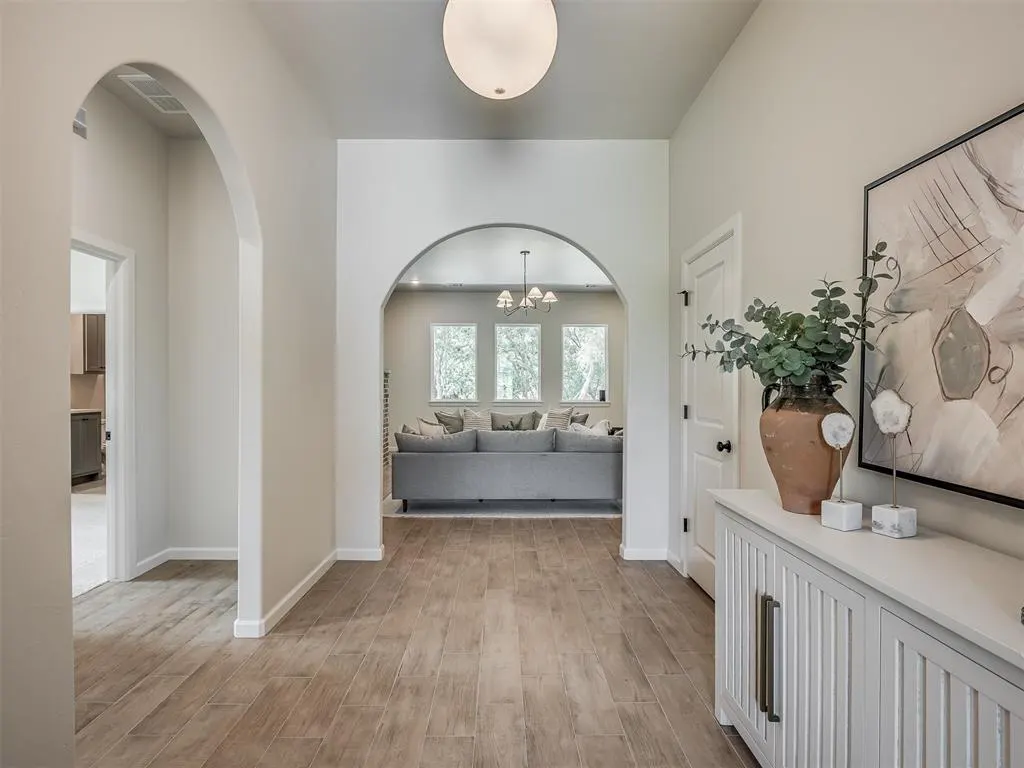 Photo 5 — 8126 Goldfinch Drive, Guthrie, OK 73044