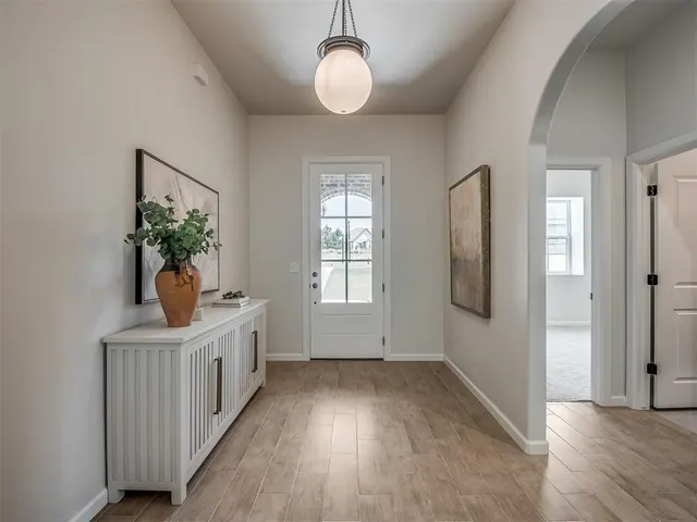 Photo 7 — 8126 Goldfinch Drive, Guthrie, OK 73044