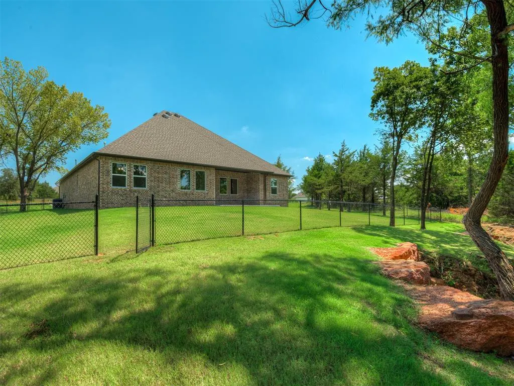 Photo 49 — 8126 Goldfinch Drive, Guthrie, OK 73044