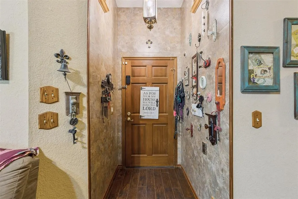 Photo 5 — 1204 SW 100th Street, Oklahoma City, OK 73139