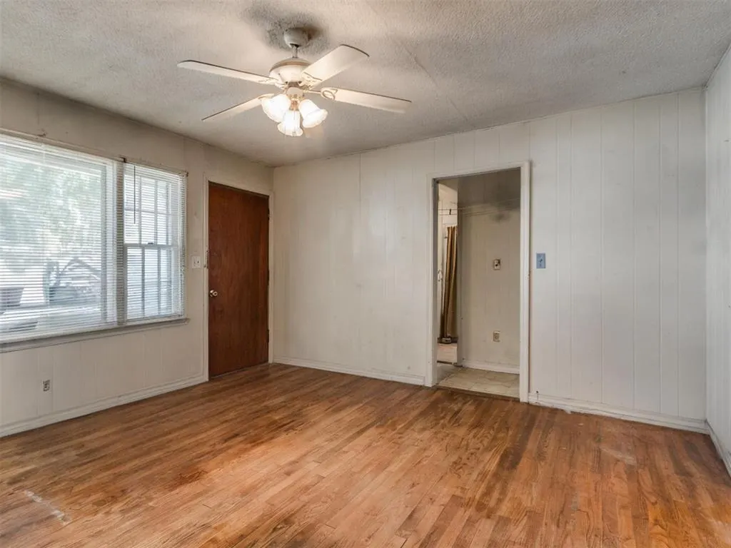 Photo 5 — 3707 N Beaver Avenue, Bethany, OK 73008