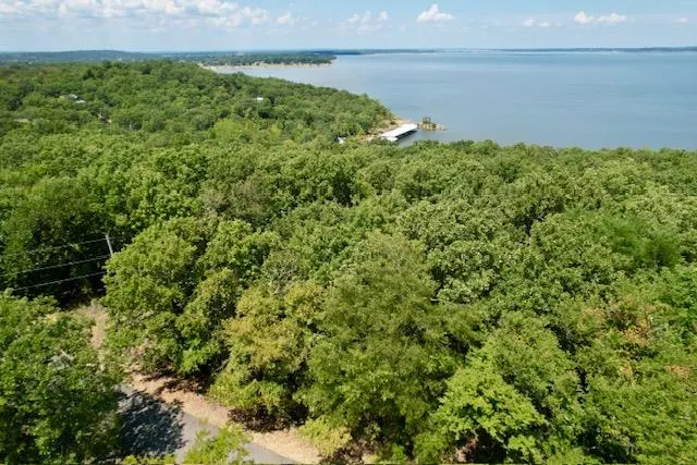 Photo 6 — Marian Lane, Eufaula, OK 74432