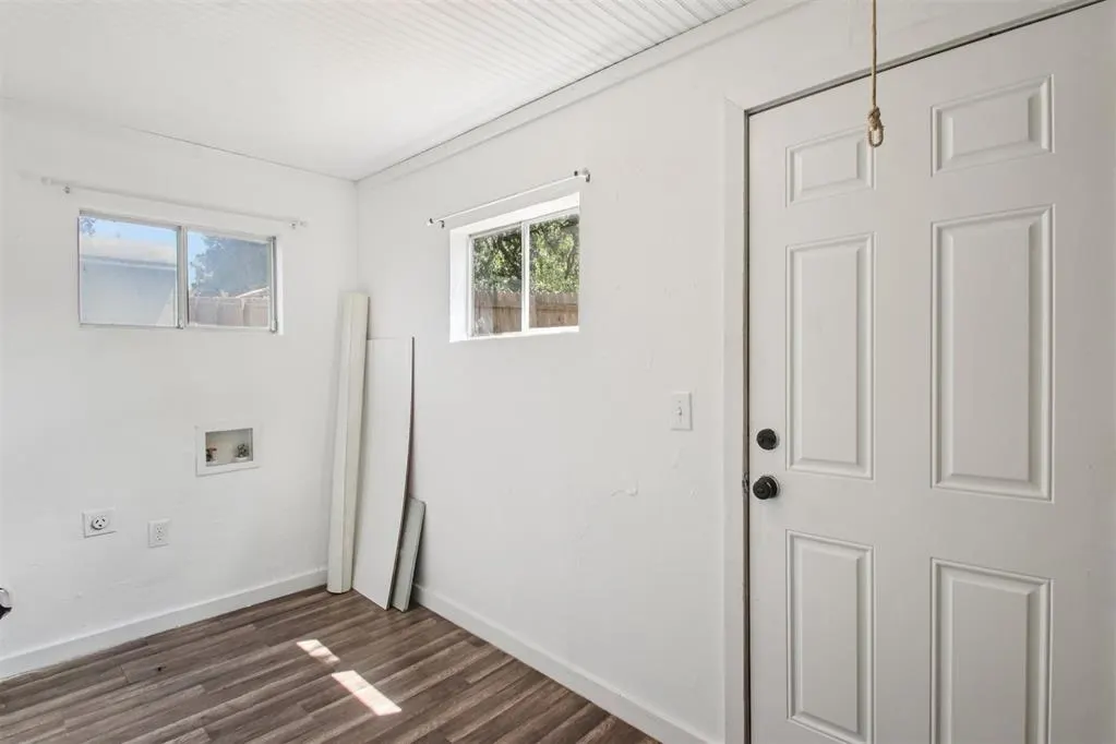 Photo 19 — 402 NE 3rd Street, Luther, OK 73054