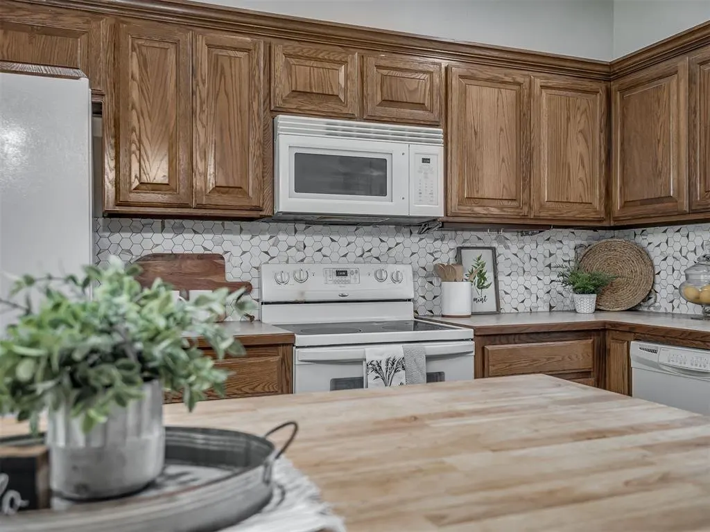 Photo 14 — 7601 E Britton Road, Oklahoma City, OK 73151