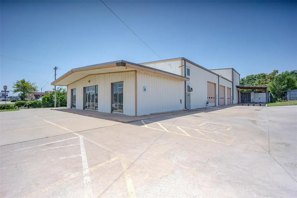 Front exterior — 6845 S Western Avenue, Oklahoma City, OK 73139