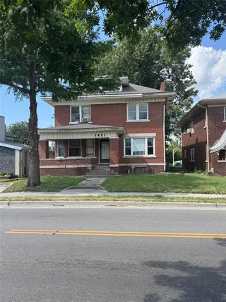 Sold home at 1421 NW 16th Street