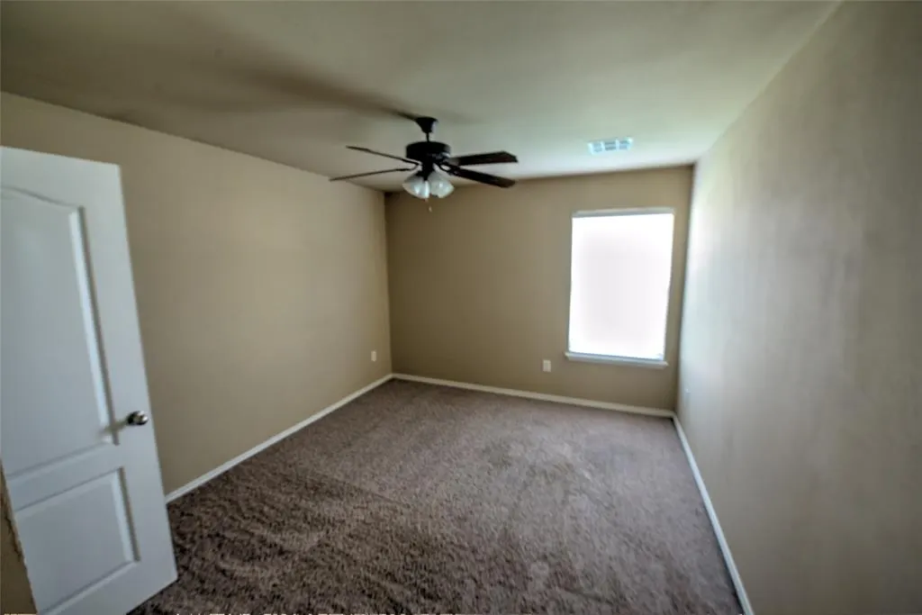 Photo 11 — 8116 Woodbend Drive, Oklahoma City, OK 73135