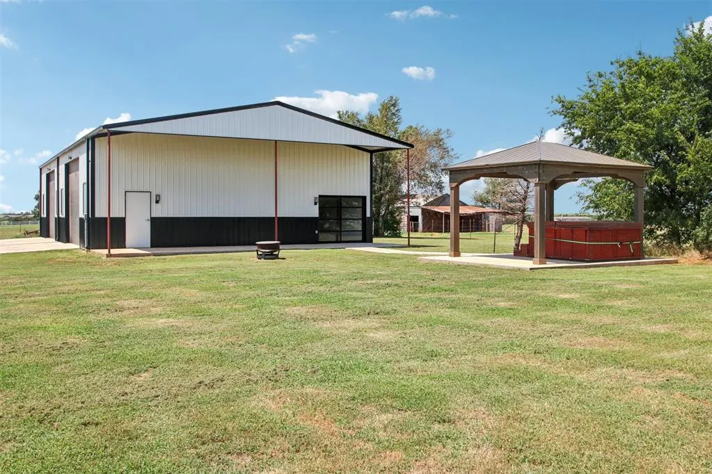 Photo 47 — 1945 County Street 2840, Amber, OK 73004
