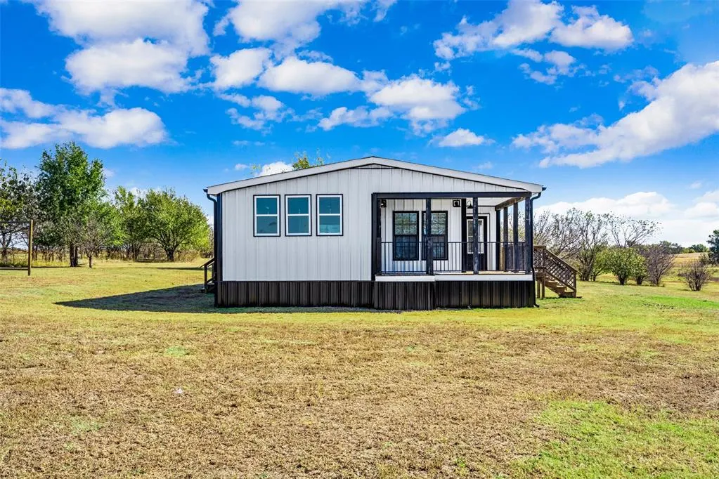 Photo 4 — 1945 County Street 2840, Amber, OK 73004