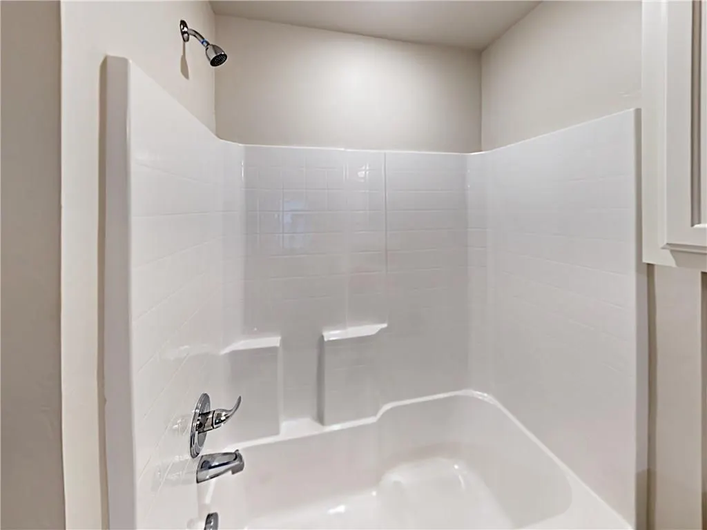 Photo 12 — 11516 Keystone Circle, Oklahoma City, OK 73114