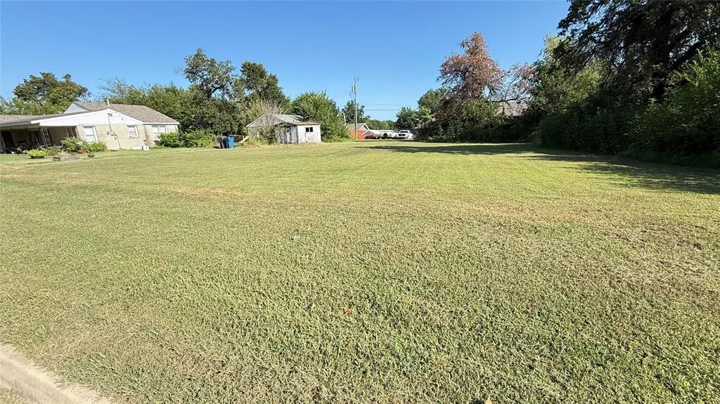Photo 2 — 10359 Le Jean Drive, Midwest City, OK 73130